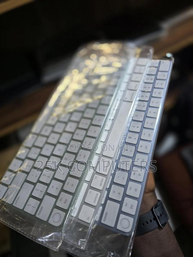 Apple Magic Keyboard 2 With Touch Id · Photo 3