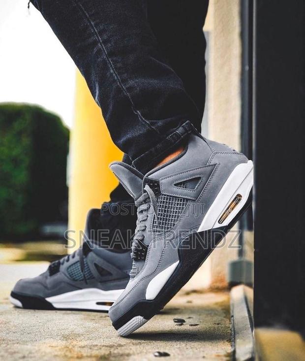 Air Jordan R4 Org Cool Grey · Photo 2
