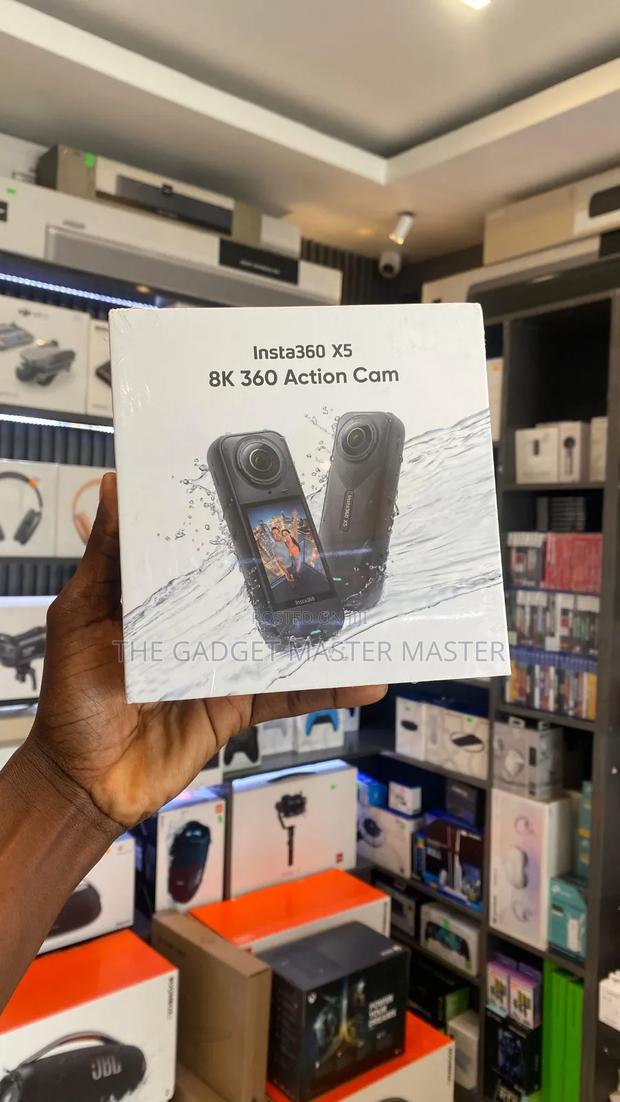 Insta360 X5 Action Camera · Photo 1