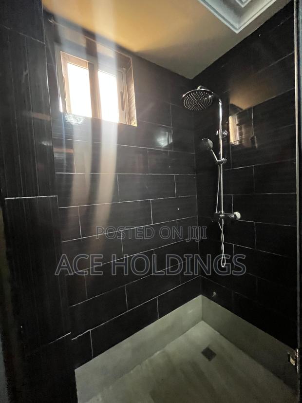 2bdrm Apartment in Adjiringanor, Adjiriganor for rent · Photo 5