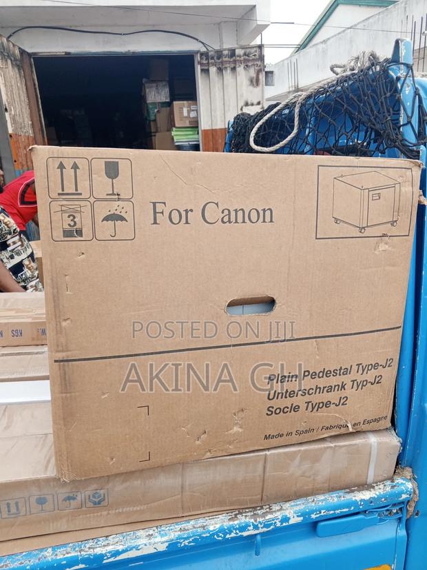 Canon Plain Pedestal Type J2 · Photo 1