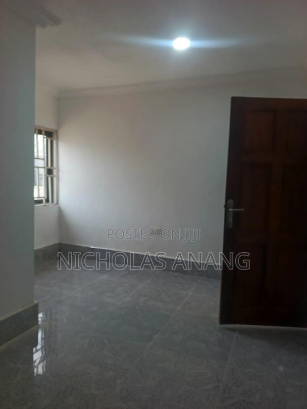 1bdrm Apartment in The Dorns Properties, New Town for rent · Photo 6