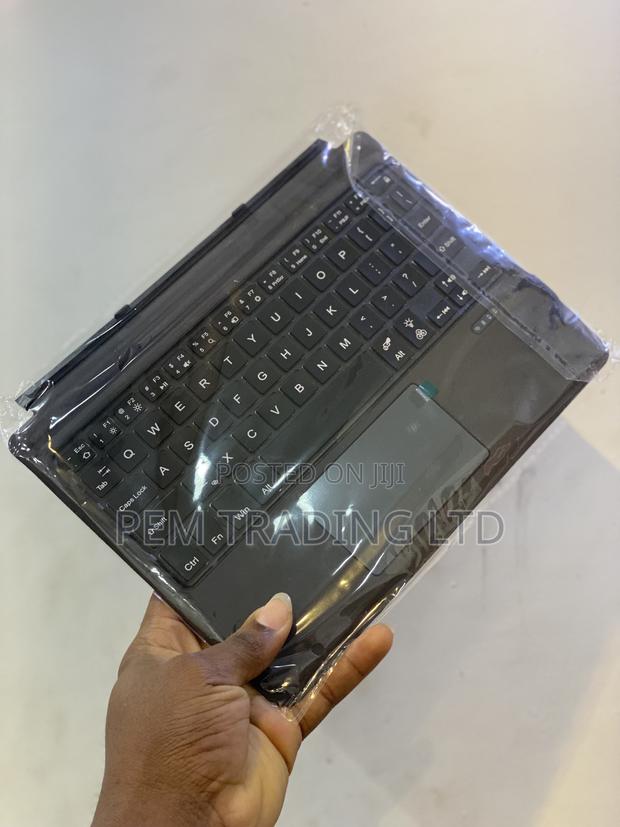 Microsoft Smart Keyboard for Go/Go2/Go3/Go4 · Photo 2