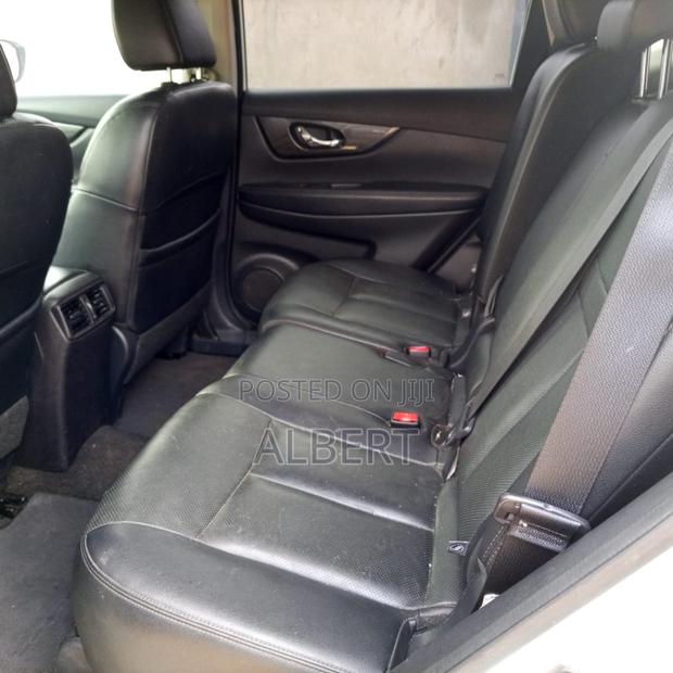 Nissan Rogue SL AWD 2016 White · Photo 5