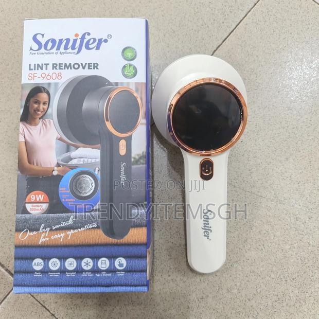 Rechargeable Lint Remover · Photo 1