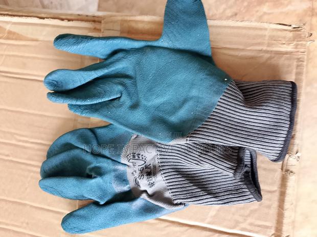 Hand Gloves - Quality Slip Resistant Gloves. · Photo 5