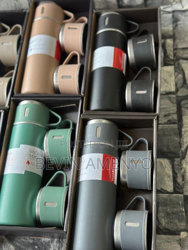 Souvenir Hub · Photo 6