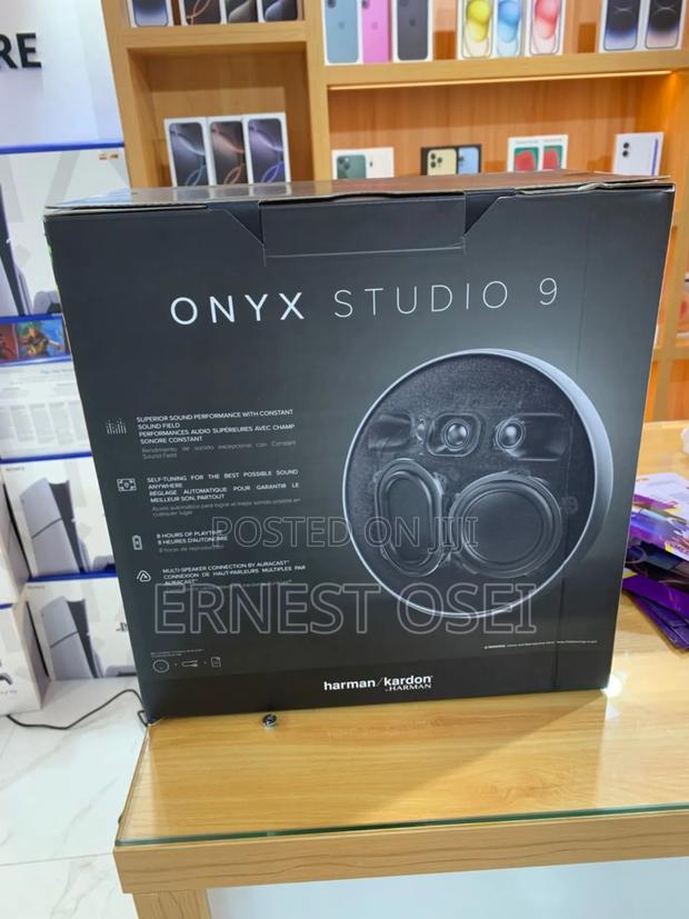 Onyx Studio 9 Brand New · Photo 2