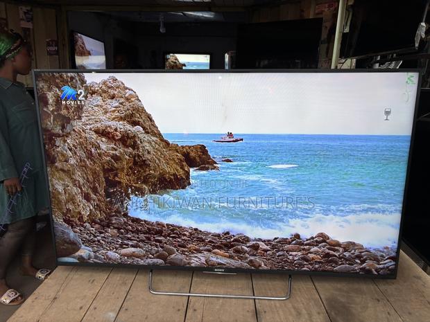 Sony 65 Inches Smart /Lg 65 Inches Smart · Photo 1