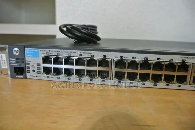 Hp 2620-48 J9626a 48 Port Managed L4 Fast Ethernet Switch 2x SFP · Photo 1