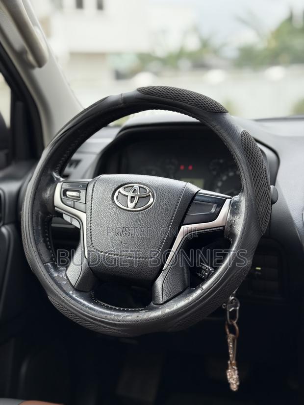 Toyota Land Cruiser Prado 2.7 2020 Black · Photo 4