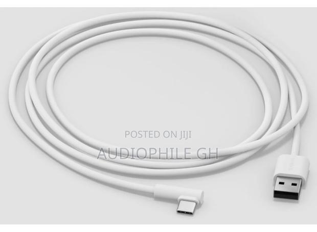 Sonos Lunar White Roam Usb a-C Charging Cable · Photo 1