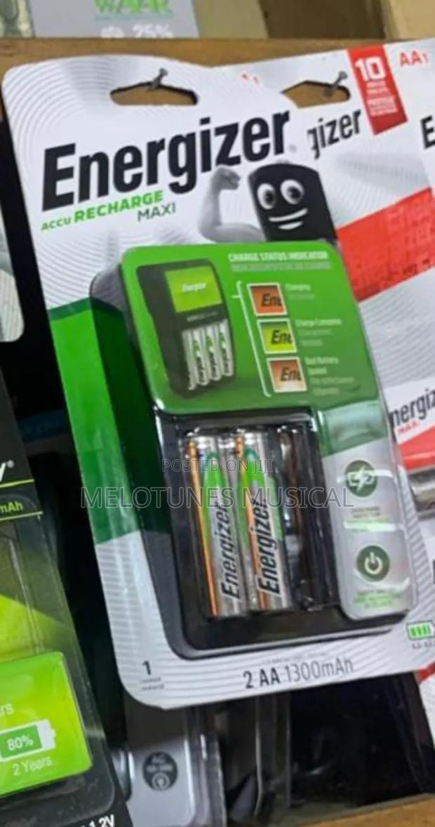 Energizer Battery With Charger · Photo 1