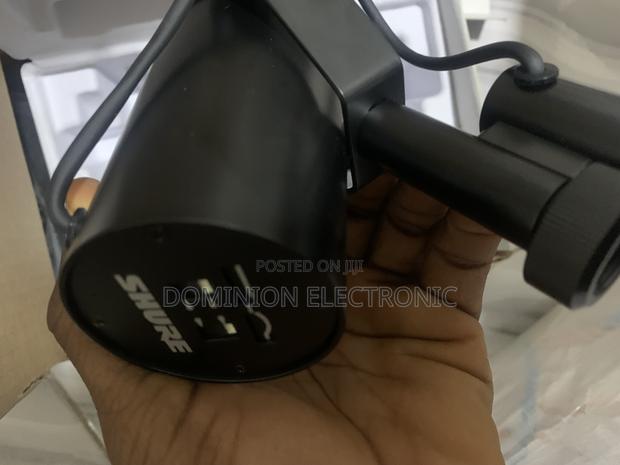 Sm 7b Studio Microphone · Photo 2