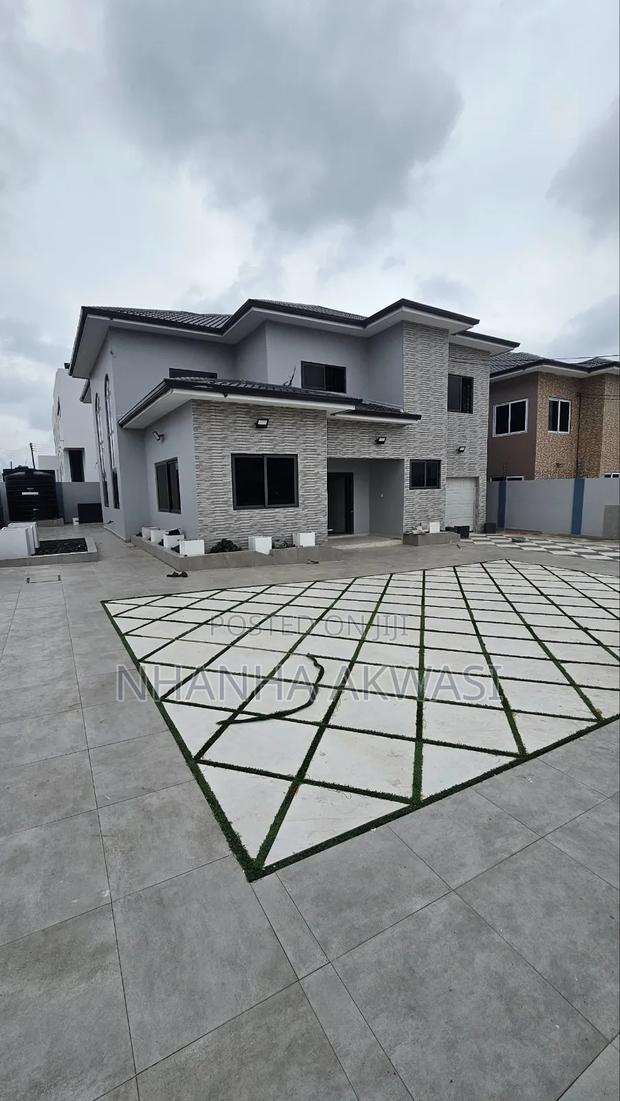 5bdrm House in Community 24 Estate, Tema Metropolitan for rent · Photo 7
