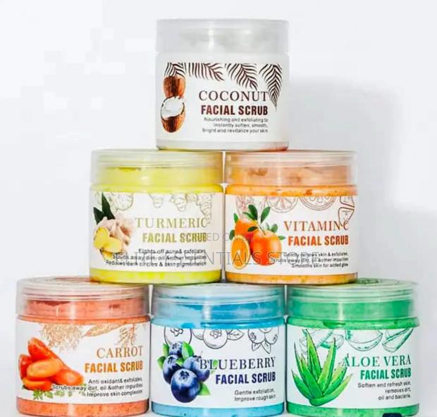 High Quality Natural Facial Scrubs for Healthy Beautiful Skin · Photo 1
