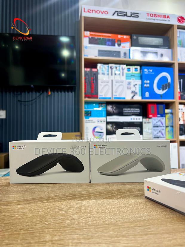 New Microsoft Surface Arc Mouse · Photo 2