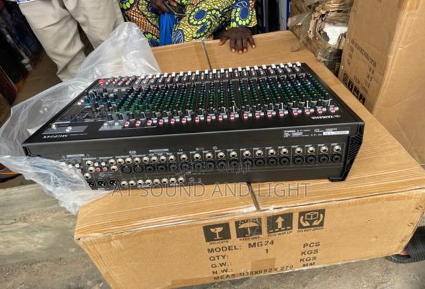 Yamaha Mgp24x 24 Channels Mixer · Photo 2