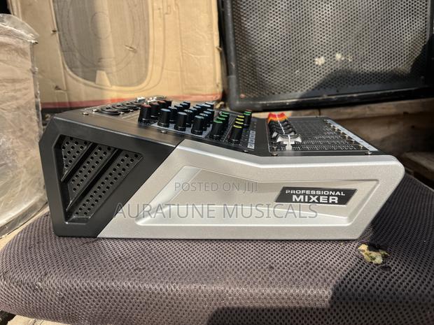 Yamaha Powered Mixer Kv04 (4 Channels) · Photo 5