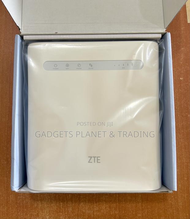 Zte Mf286r Lte Cat6 4g Universal Wireless Router + Powerbank · Photo 6