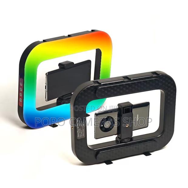 Ym200 RGB Ring Light With Phone Holder · Photo 3