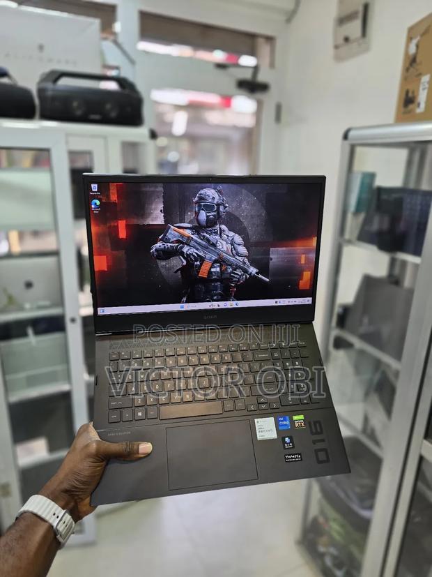 Laptop HP Omen 16 16GB Intel Core I7 SSD 512GB · Photo 1