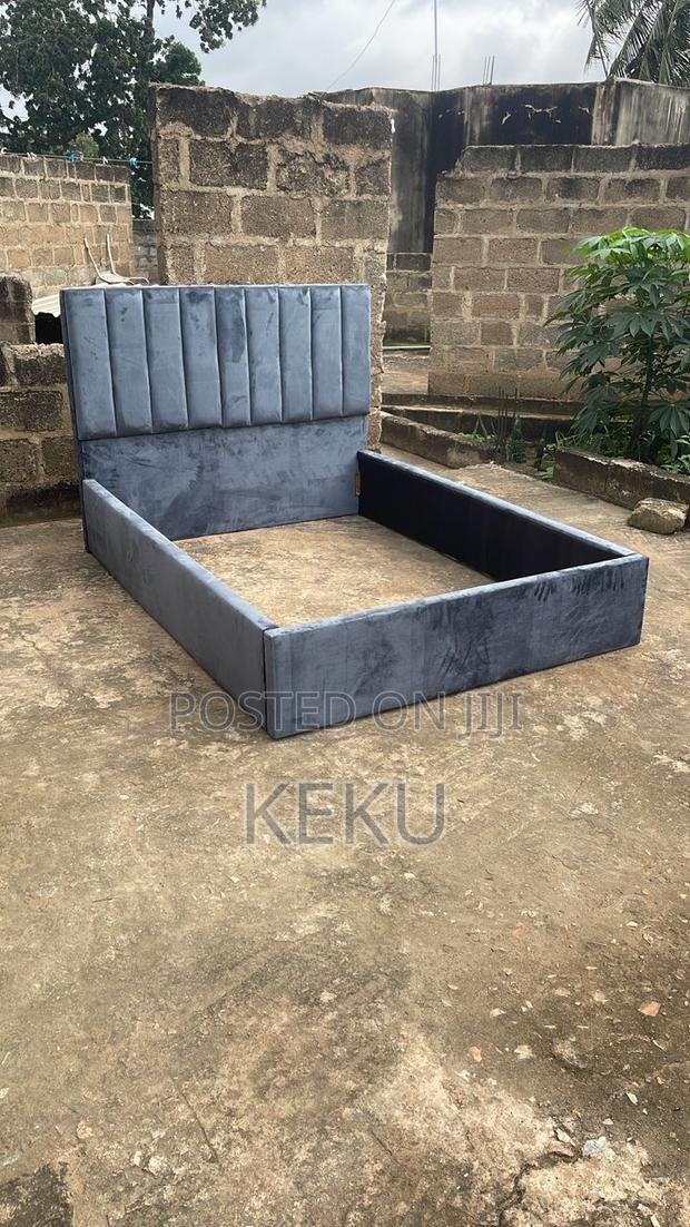 President Bed Frame · Photo 1