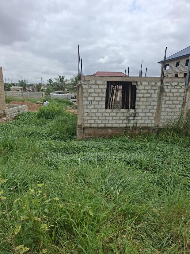 Half Land at Pokuase Ablekuma Highway for Sale · Photo 4