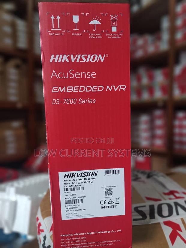 NVR Hikvision Non Poe 32 Channels Pro Serie Ds-7632nxi-(D) Acusense · Photo 1