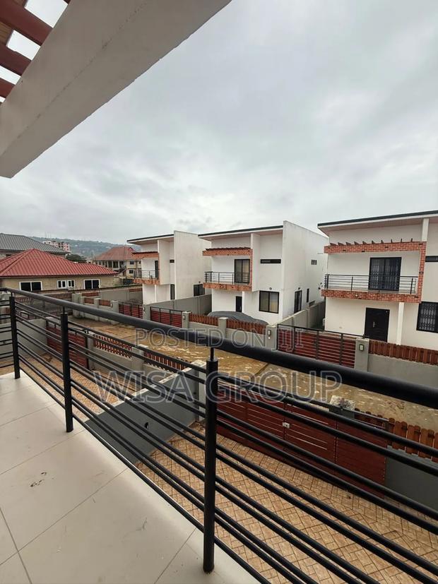 3bdrm Duplex in Wisa Group, Accra Metropolitan for rent · Photo 8