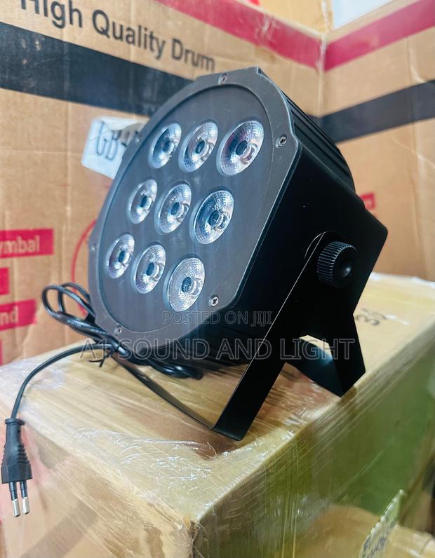 9 Lamp Led Par Can · Photo 1