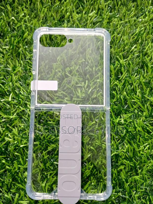 Z Flip 7 Cases With Inbuilt Protector · Photo 2