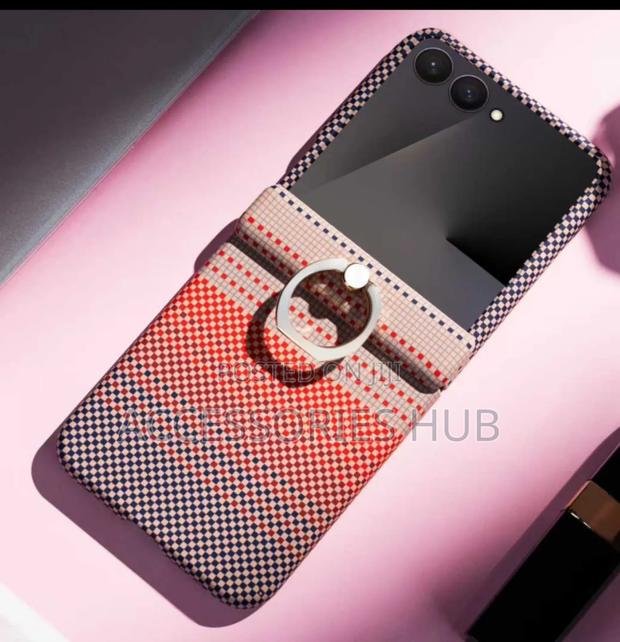 Z Flip 7 Stylish Cases With Ring and Inbuilt Protector · Photo 3