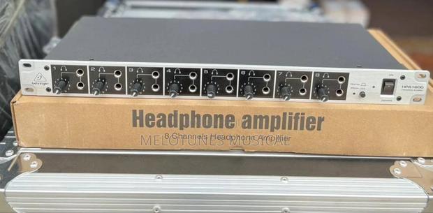 Behringer Ha8000 8-Channel High-Power Headphones Mixing Amplifier · Photo 1