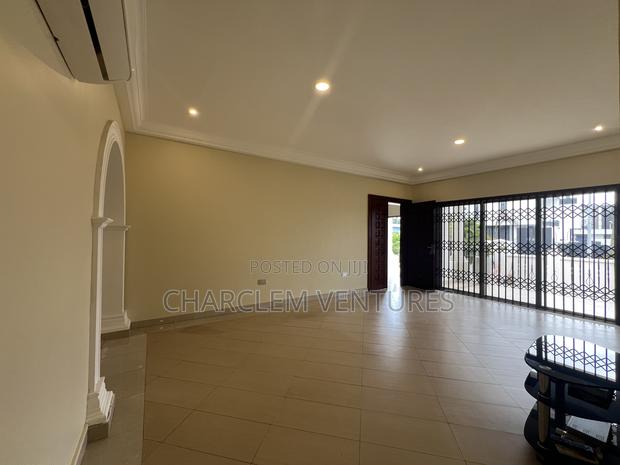 3bdrm Apartment in Charclem Ventures, A&C Mall Area for rent · Photo 8