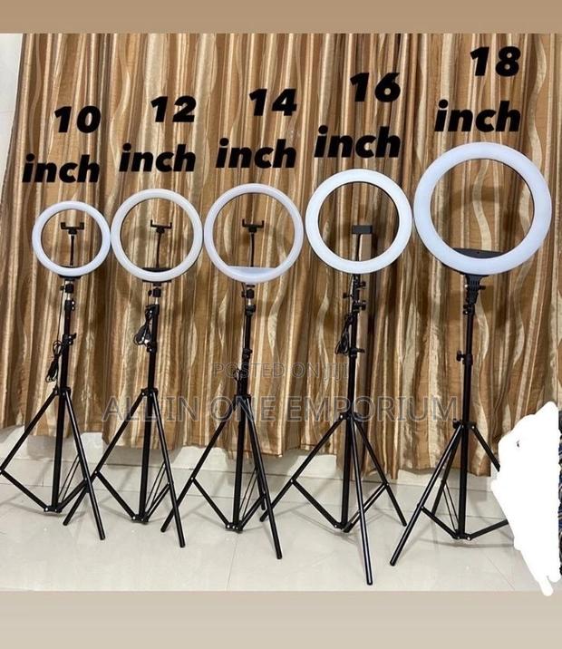 Tripod Rings Light · Photo 2