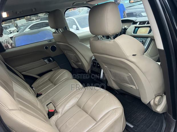 Land Rover Range Rover Sport SE 4dr SUV 4WD (3.0L 6cyl S/C 8A) 2014 · Photo 6