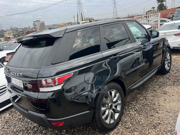 Land Rover Range Rover Sport SE 4dr SUV 4WD (3.0L 6cyl S/C 8A) 2014 · Photo 4