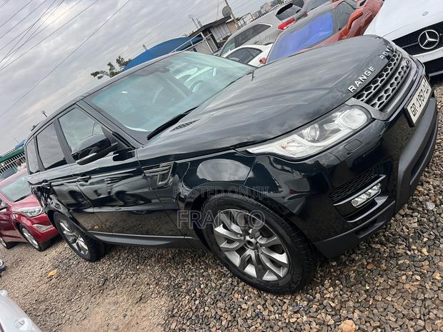 Land Rover Range Rover Sport SE 4dr SUV 4WD (3.0L 6cyl S/C 8A) 2014 · Photo 1
