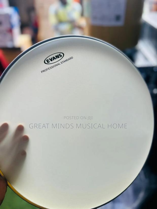Evans Coated Snare Drum Skin · Photo 2