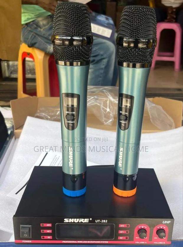 Shure Utz Wireless Microphone · Photo 1