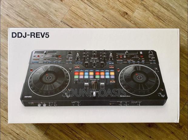 Pioneer Dj DDJ-Rev5 4-Deck Dj Controller · Photo 2
