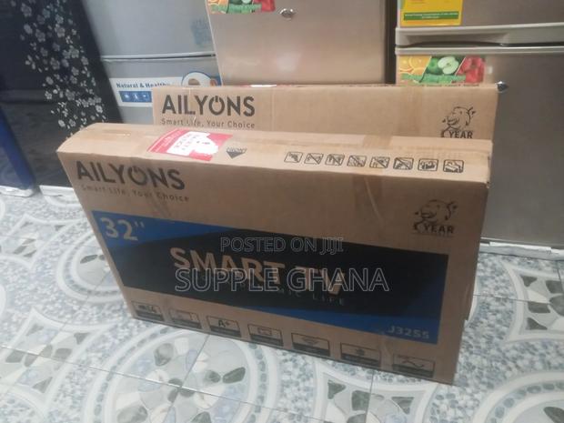 Super Bright Presentation Ailyons 32 Inch Smart Tv · Photo 1