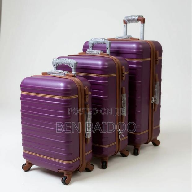 High-Quality 3-Piece Set of Bags · Photo 2