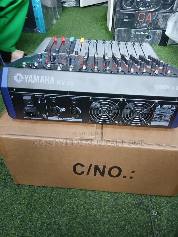 Yamaha Kv 8 Channels Mixer · Photo 3
