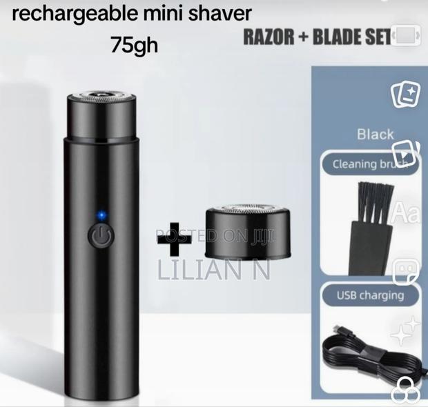 Rechargeable Mini Shaver · Photo 1