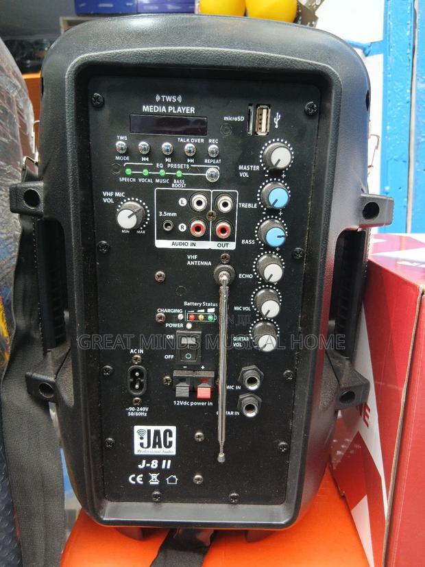 Jac 8" Rechargeable Speakers · Photo 2