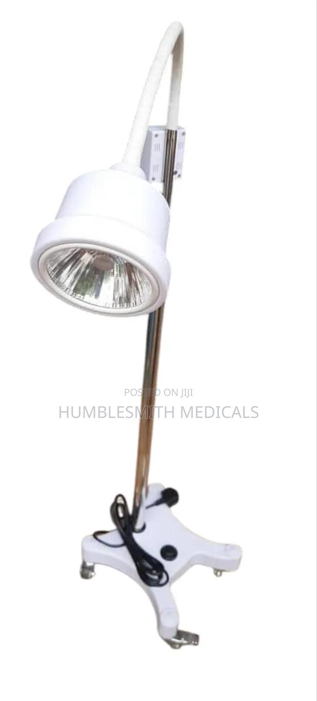 Examination Lamp · Photo 2