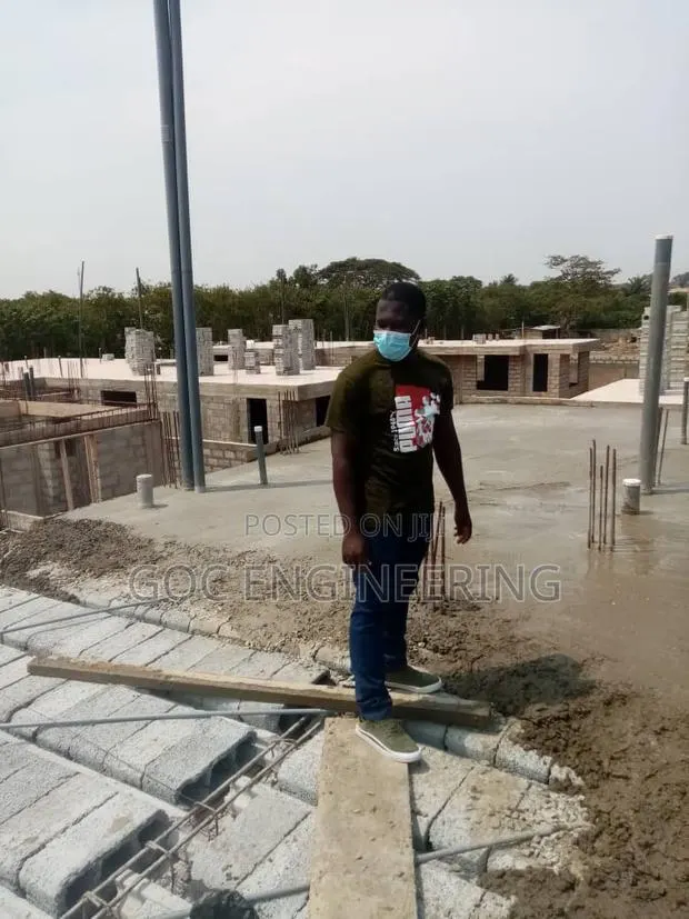 Night Construction Engineer · Photo 1
