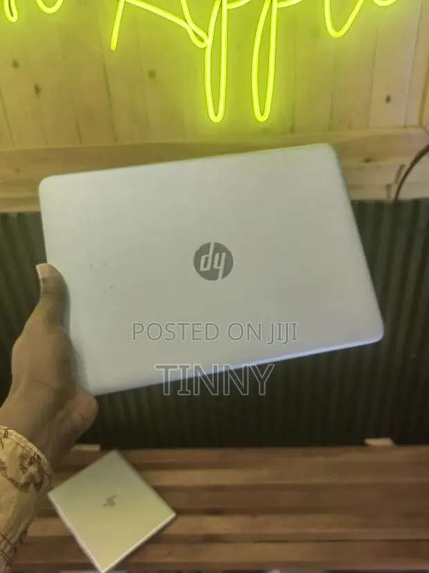 Laptop HP EliteBook 840 G3 8GB Intel Core i5 HDD+SSD 256GB · Photo 1